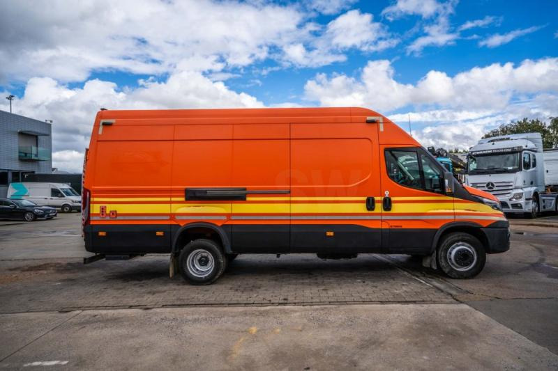 Iveco DAILY 70C170 +Dhollandia - כלי רכב מסחרי עם לוח: תמונה 3 Iveco DAILY 70C170 +Dhollandia - כלי רכב מסחרי עם לוח: תמונה 3