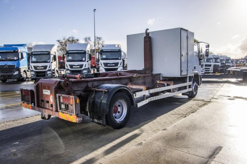 Iveco EUROCARGO 130E18 - משאית הרמת וו: תמונה 5 Iveco EUROCARGO 130E18 - משאית הרמת וו: תמונה 5