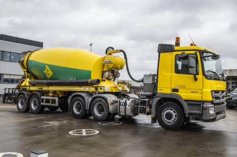 Liebherr LIEBHERR BETON MIXER/MALAXEUR/MISCHER-12M³ - מערבל בטון סמיטרליילר: תמונה 3 Liebherr LIEBHERR BETON MIXER/MALAXEUR/MISCHER-12M³ - מערבל בטון סמיטרליילר: תמונה 3