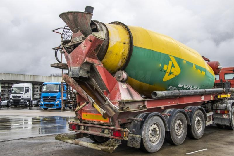 Liebherr LIEBHERR BETON MIXER/MALAXEUR/MISCHER-12M³ - מערבל בטון סמיטרליילר: תמונה 3 Liebherr LIEBHERR BETON MIXER/MALAXEUR/MISCHER-12M³ - מערבל בטון סמיטרליילר: תמונה 3