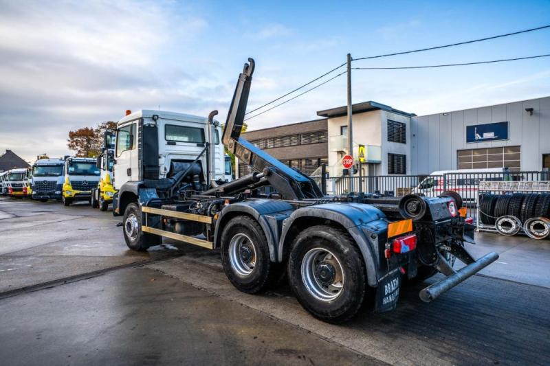 MAN TGA 33.360 BB - משאית הרמת וו: תמונה 5 MAN TGA 33.360 BB - משאית הרמת וו: תמונה 5