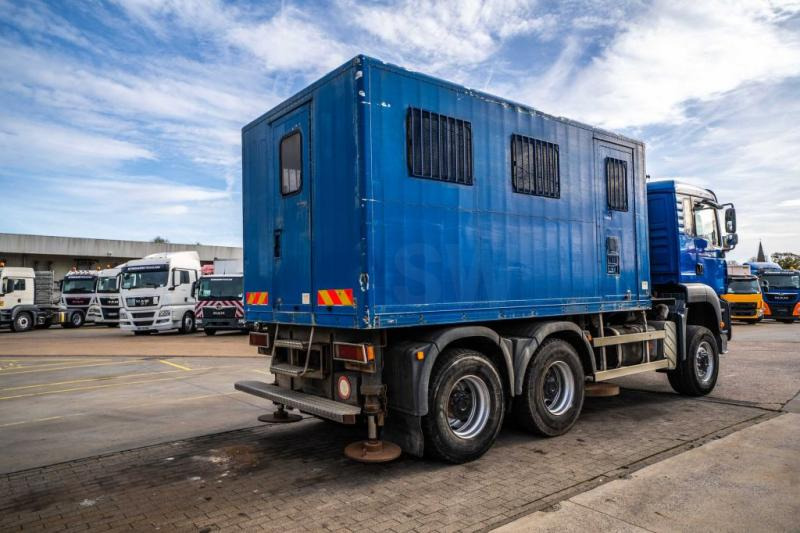 MAN TGA 33.363 FDAK- 6x6 + LABO - משאית תיבה: תמונה 4 MAN TGA 33.363 FDAK- 6x6 + LABO - משאית תיבה: תמונה 4