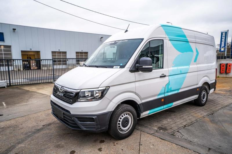 MAN TGE 3.140 - כלי רכב מסחרי עם לוח: תמונה 1 MAN TGE 3.140 - כלי רכב מסחרי עם לוח: תמונה 1