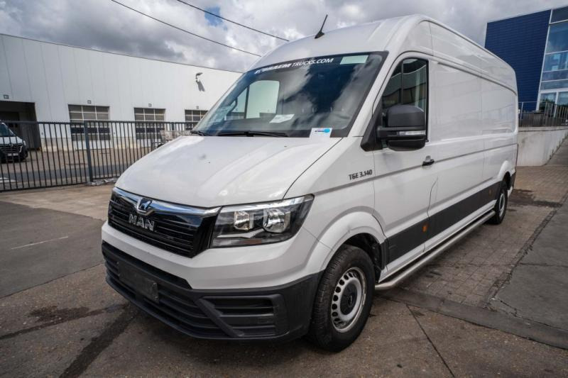 MAN TGE 3.140 - כלי רכב מסחרי עם לוח: תמונה 1 MAN TGE 3.140 - כלי רכב מסחרי עם לוח: תמונה 1