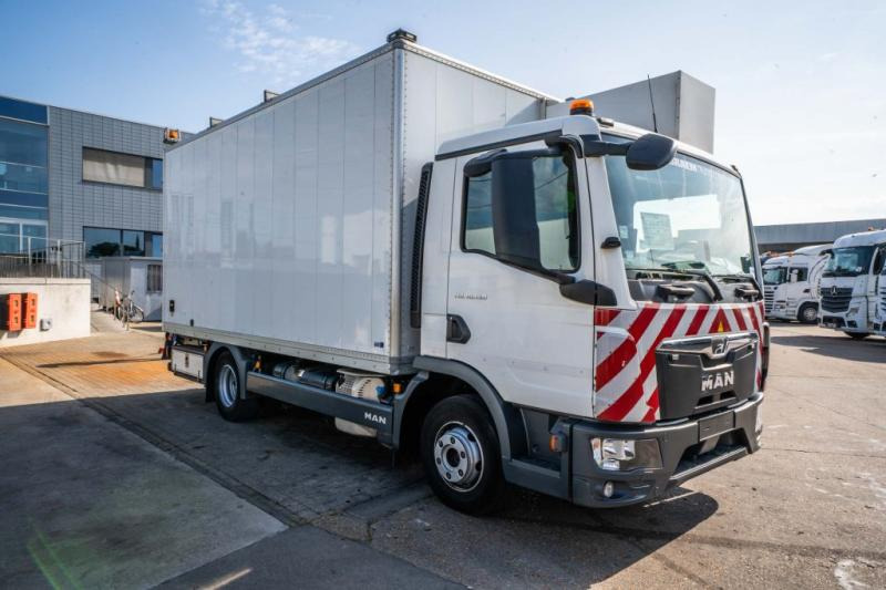 MAN TGL 10.190 BL - CARVAL INBOUW - משאית תיבה: תמונה 2 MAN TGL 10.190 BL - CARVAL INBOUW - משאית תיבה: תמונה 2