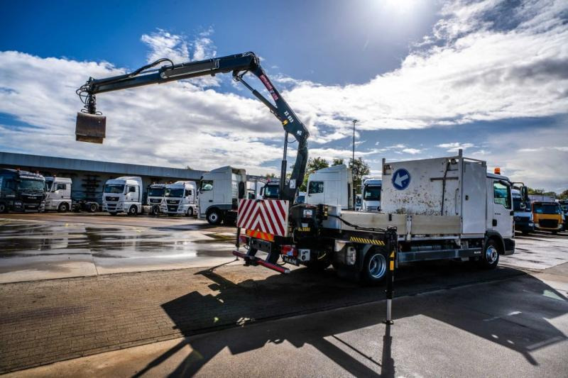 MAN TGL 12.190 BL + HIAB 055 D-1 HIDUO - משאית צד נופל/ שטוחה, משאית מנוף: תמונה 4 MAN TGL 12.190 BL + HIAB 055 D-1 HIDUO - משאית צד נופל/ שטוחה, משאית מנוף: תמונה 4