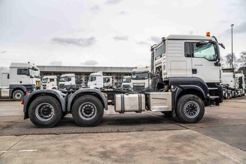 MAN TGS 33.500 BLS+BIG AXLES+KIPHYDR. - יחידת טרקטור: תמונה 5 MAN TGS 33.500 BLS+BIG AXLES+KIPHYDR. - יחידת טרקטור: תמונה 5