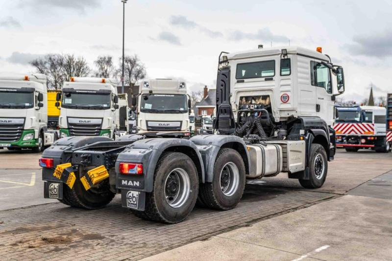 MAN TGS 33.500 BLS+BIG AXLES+KIPHYDR. - יחידת טרקטור: תמונה 4 MAN TGS 33.500 BLS+BIG AXLES+KIPHYDR. - יחידת טרקטור: תמונה 4