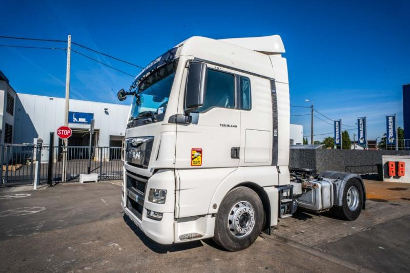 MAN TGX 18.440 + VOITH - יחידת טרקטור: תמונה 1 MAN TGX 18.440 + VOITH - יחידת טרקטור: תמונה 1