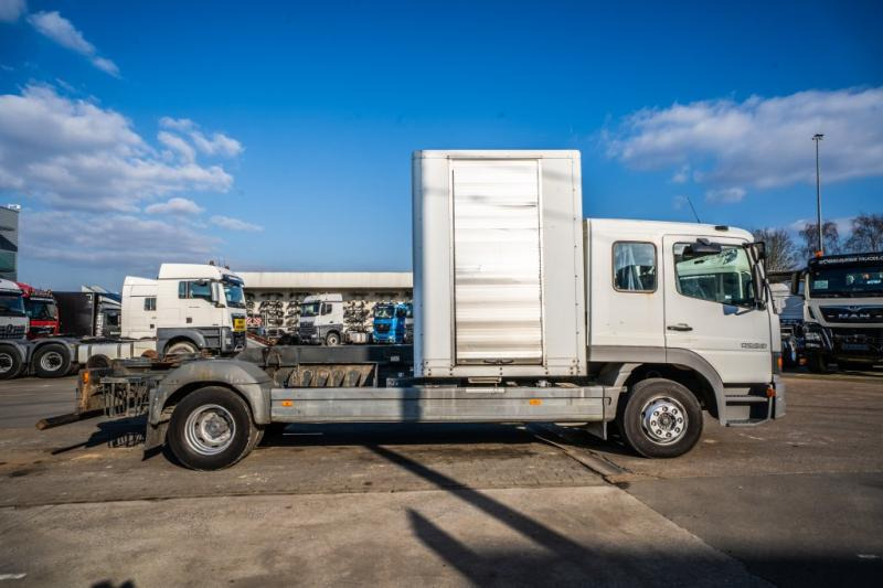 Mercedes ATEGO 1223 - משאית הרמת וו: תמונה 3 Mercedes ATEGO 1223 - משאית הרמת וו: תמונה 3