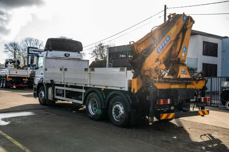 Mercedes AXOR 2529 L - EFFER 250/4S+JIB - משאית צד נופל/ שטוחה, משאית מנוף: תמונה 5 Mercedes AXOR 2529 L - EFFER 250/4S+JIB - משאית צד נופל/ שטוחה, משאית מנוף: תמונה 5