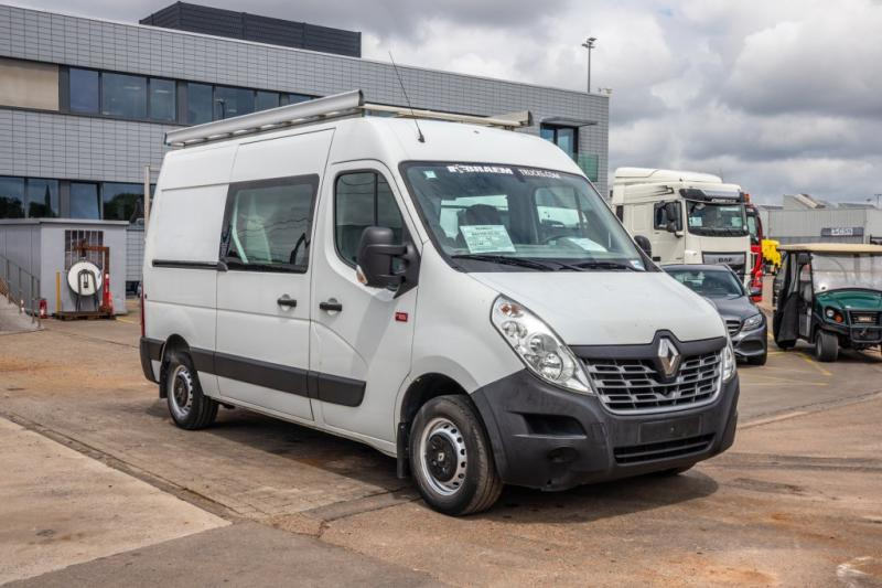 Renault MASTER 125 DCI + 6+1 personen - כלי רכב מסחרי עם לוח: תמונה 2 Renault MASTER 125 DCI + 6+1 personen - כלי רכב מסחרי עם לוח: תמונה 2
