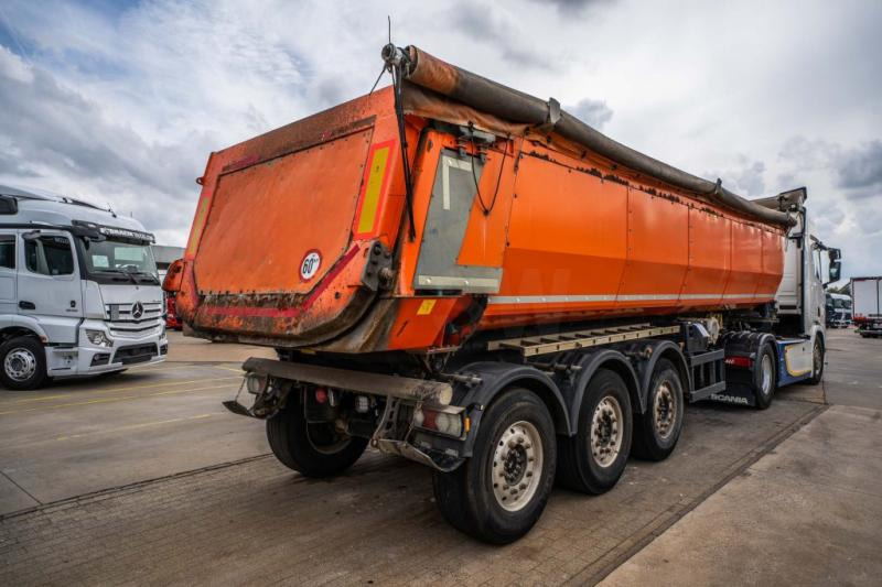 Schmitz SGF-S3-GEISOLEERDE KIPPER-27m3 - סמיטריילר עם מזהיר: תמונה 4 Schmitz SGF-S3-GEISOLEERDE KIPPER-27m3 - סמיטריילר עם מזהיר: תמונה 4