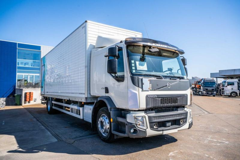 Volvo FE 250 (19T)+DHOLLANDIA 2 T. - משאית תיבה: תמונה 2 Volvo FE 250 (19T)+DHOLLANDIA 2 T. - משאית תיבה: תמונה 2