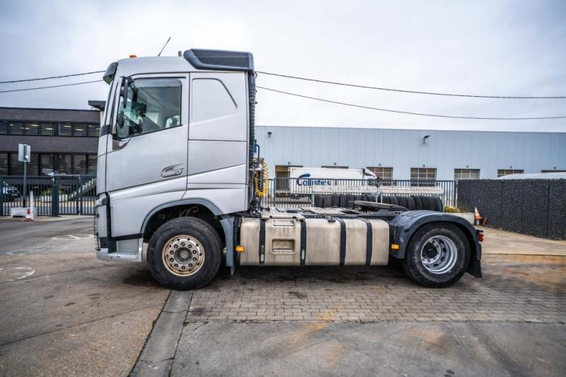 Volvo FH 460 +KIPHYDR. - יחידת טרקטור: תמונה 2 Volvo FH 460 +KIPHYDR. - יחידת טרקטור: תמונה 2