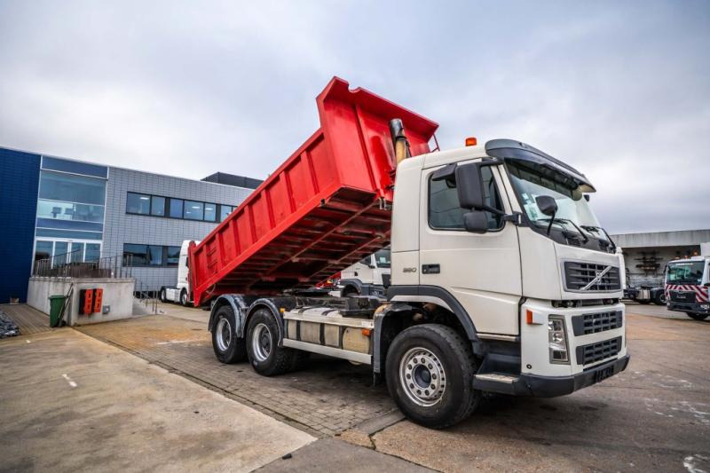 Volvo FM 340 - TIPPER + TRACTOR - מזהיר: תמונה 2 Volvo FM 340 - TIPPER + TRACTOR - מזהיר: תמונה 2