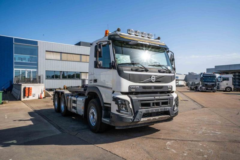 Volvo FMX 500 - HIAB XR21S (+tractor) - משאית הרמת וו: תמונה 2 Volvo FMX 500 - HIAB XR21S (+tractor) - משאית הרמת וו: תמונה 2