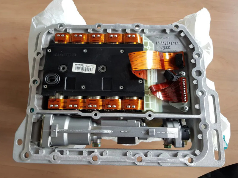 DAF ZF 12AS2130td, 1353030006/DAF1681753 - תיבת הילוכים: תמונה 4 DAF ZF 12AS2130td, 1353030006/DAF1681753 - תיבת הילוכים: תמונה 4