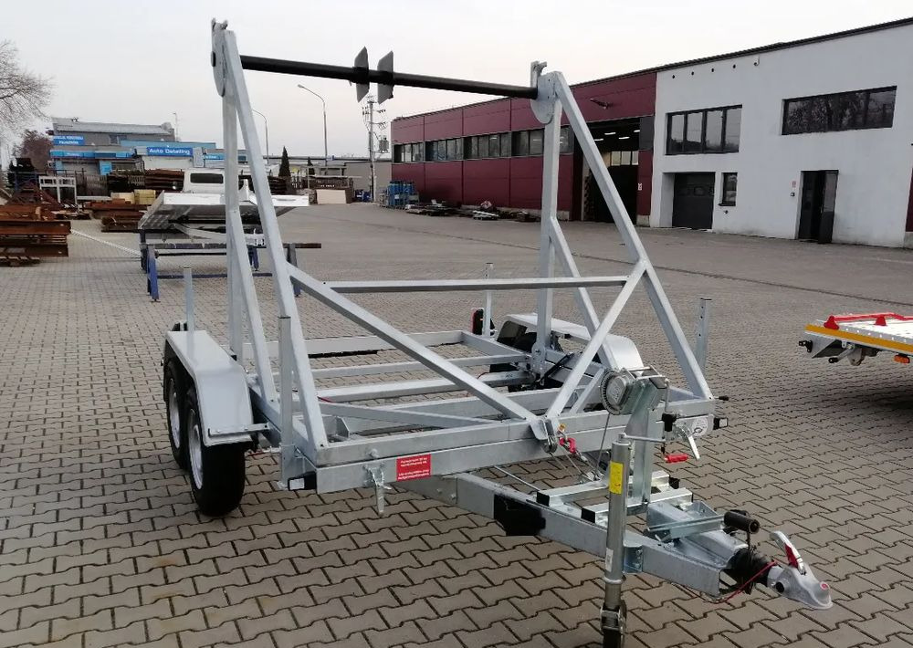 Besttrailers Przyczepa kablowa DMC 2700 kg K14" dwie osie - נגרר לגלגל כבלים: תמונה 2 Besttrailers Przyczepa kablowa DMC 2700 kg K14" dwie osie - נגרר לגלגל כבלים: תמונה 2