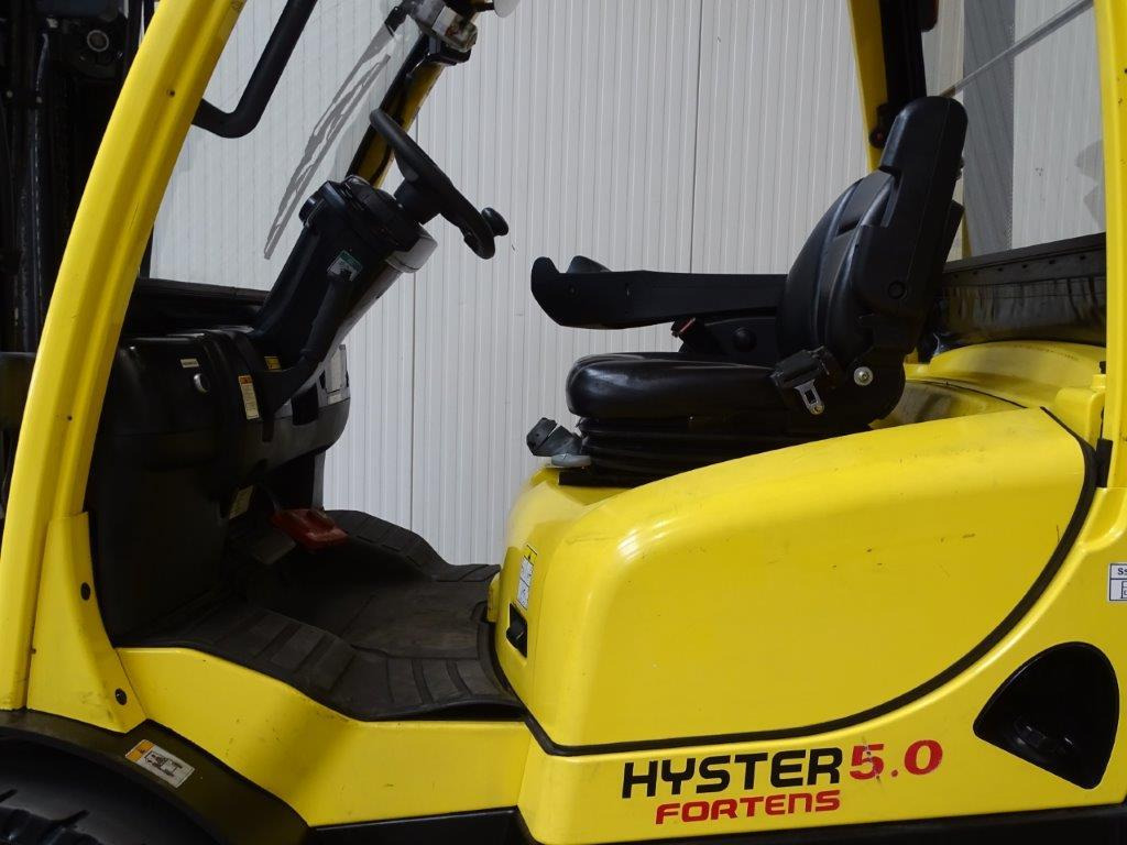מלגזת סולר Hyster H5.0FT - Container-Indoor-Stapler -TRIPLEX: תמונה 7