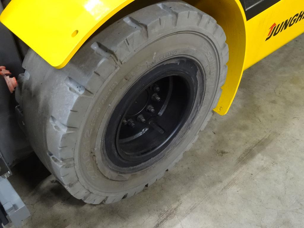 Jungheinrich TFG430s - TRIPLEX - מלגזה: תמונה 2 Jungheinrich TFG430s - TRIPLEX - מלגזה: תמונה 2