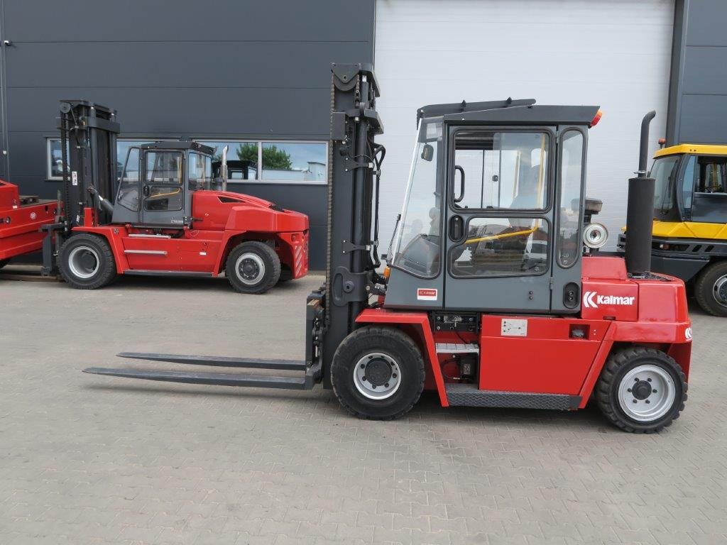 Kalmar DCD55-6H - מלגזת סולר: תמונה 1 Kalmar DCD55-6H - מלגזת סולר: תמונה 1