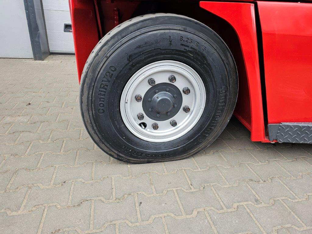 Kalmar DCF80-9H - מלגזת סולר: תמונה 2 Kalmar DCF80-9H - מלגזת סולר: תמונה 2