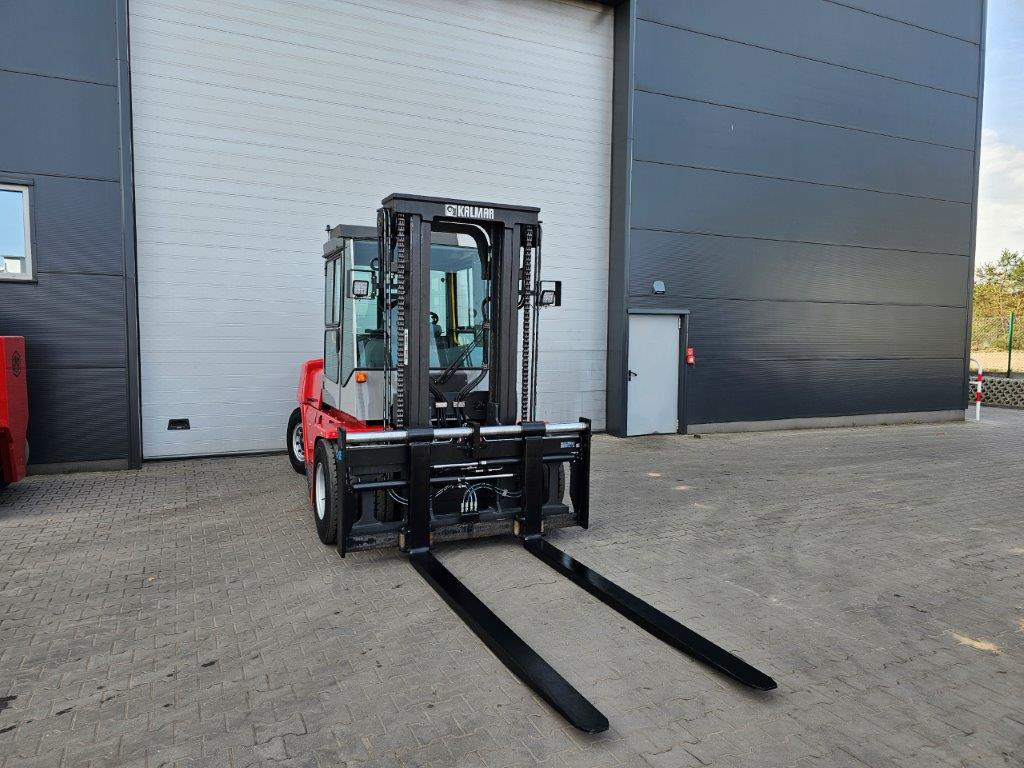 Kalmar DCF80-9H - מלגזת סולר: תמונה 3 Kalmar DCF80-9H - מלגזת סולר: תמונה 3