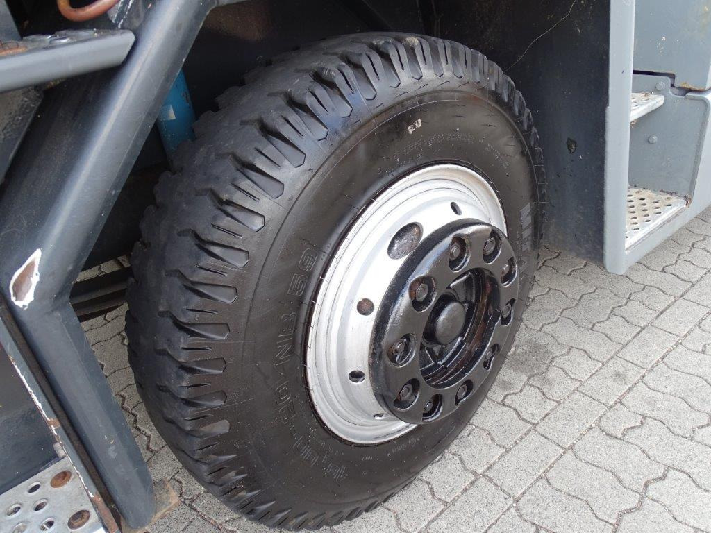 Kalmar TTX182A - Strassenzulassung - טרקטור מסוף: תמונה 2 Kalmar TTX182A - Strassenzulassung - טרקטור מסוף: תמונה 2