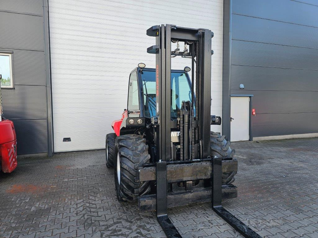 Manitou M50-4D - TRIPLEX- 4x4 - מלגזת שטח קשה: תמונה 4 Manitou M50-4D - TRIPLEX- 4x4 - מלגזת שטח קשה: תמונה 4