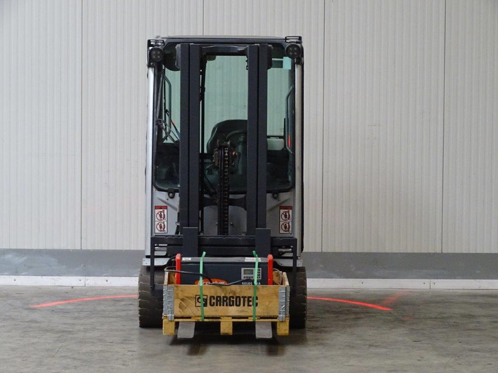 Still RX20-20P - TRIPLEX - מלגזה חשמלית: תמונה 3 Still RX20-20P - TRIPLEX - מלגזה חשמלית: תמונה 3