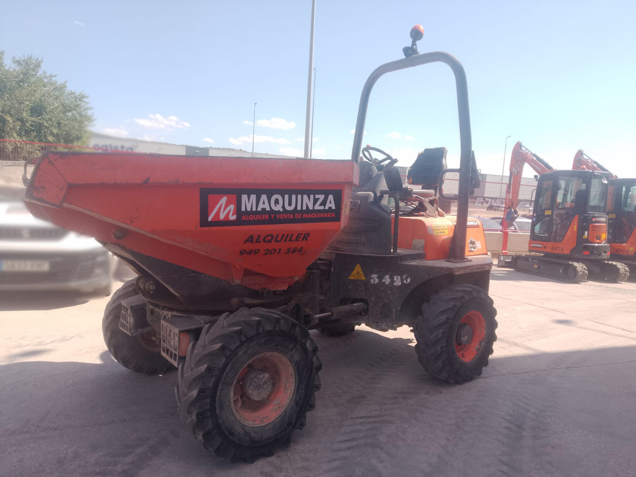 AUSA D350 AHG - מיני מסיר פסולת: תמונה 1 AUSA D350 AHG - מיני מסיר פסולת: תמונה 1