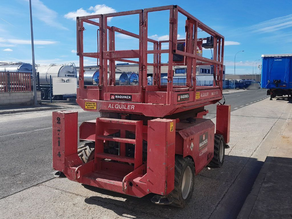 GENIE GS3268RT - מעלית מספריים: תמונה 4 GENIE GS3268RT - מעלית מספריים: תמונה 4