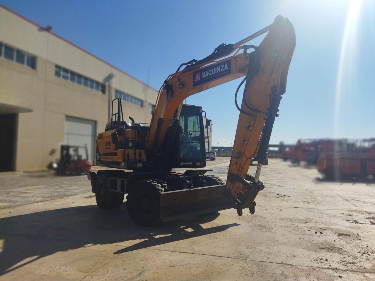 HYUNDAI HW140 - מחפר גלגלים: תמונה 5 HYUNDAI HW140 - מחפר גלגלים: תמונה 5