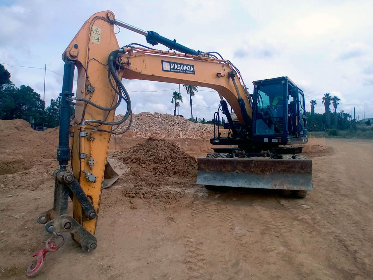 HYUNDAI HW180 - מחפר גלגלים: תמונה 1 HYUNDAI HW180 - מחפר גלגלים: תמונה 1