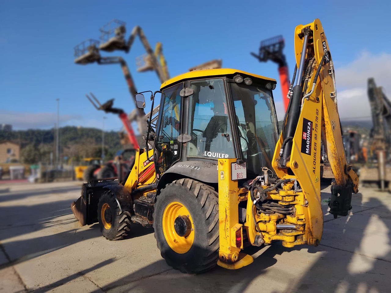 JCB 3CX-4T - מחפרון: תמונה 4 JCB 3CX-4T - מחפרון: תמונה 4