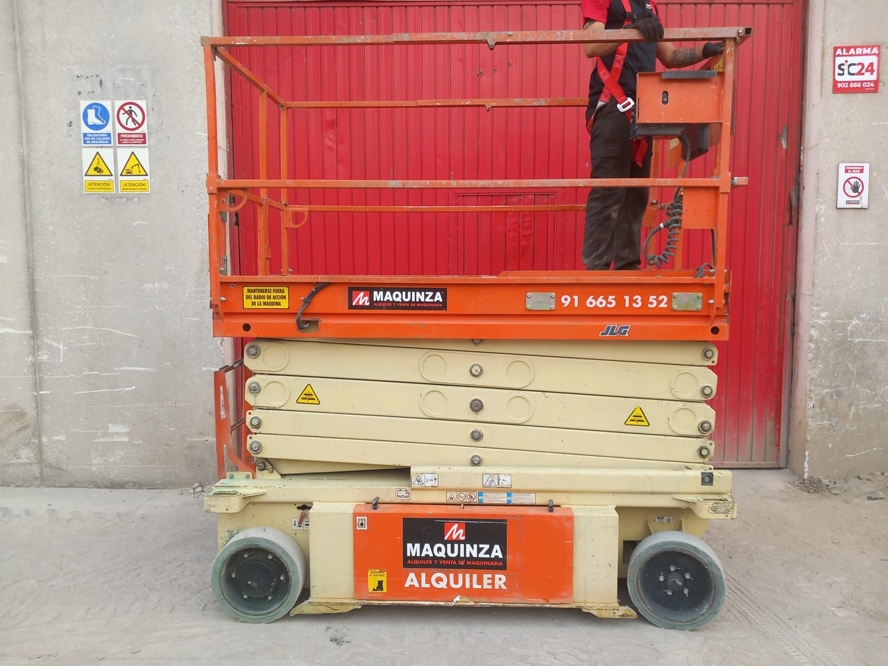 JLG 10RS - מעלית מספריים: תמונה 1 JLG 10RS - מעלית מספריים: תמונה 1