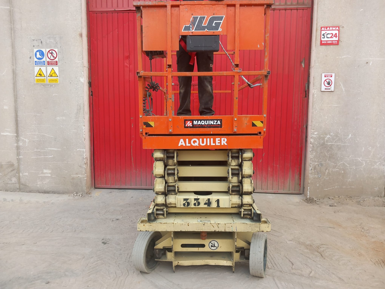 JLG 10RS - מעלית מספריים: תמונה 4 JLG 10RS - מעלית מספריים: תמונה 4
