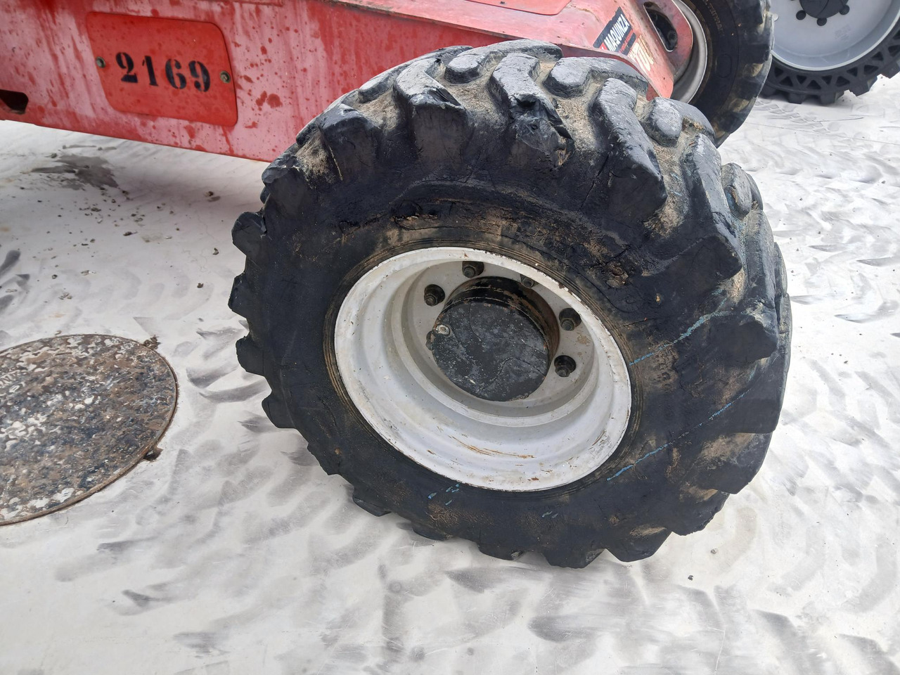 הַחכָּרָה  MANITOU 180ATJ MANITOU 180ATJ: תמונה 15