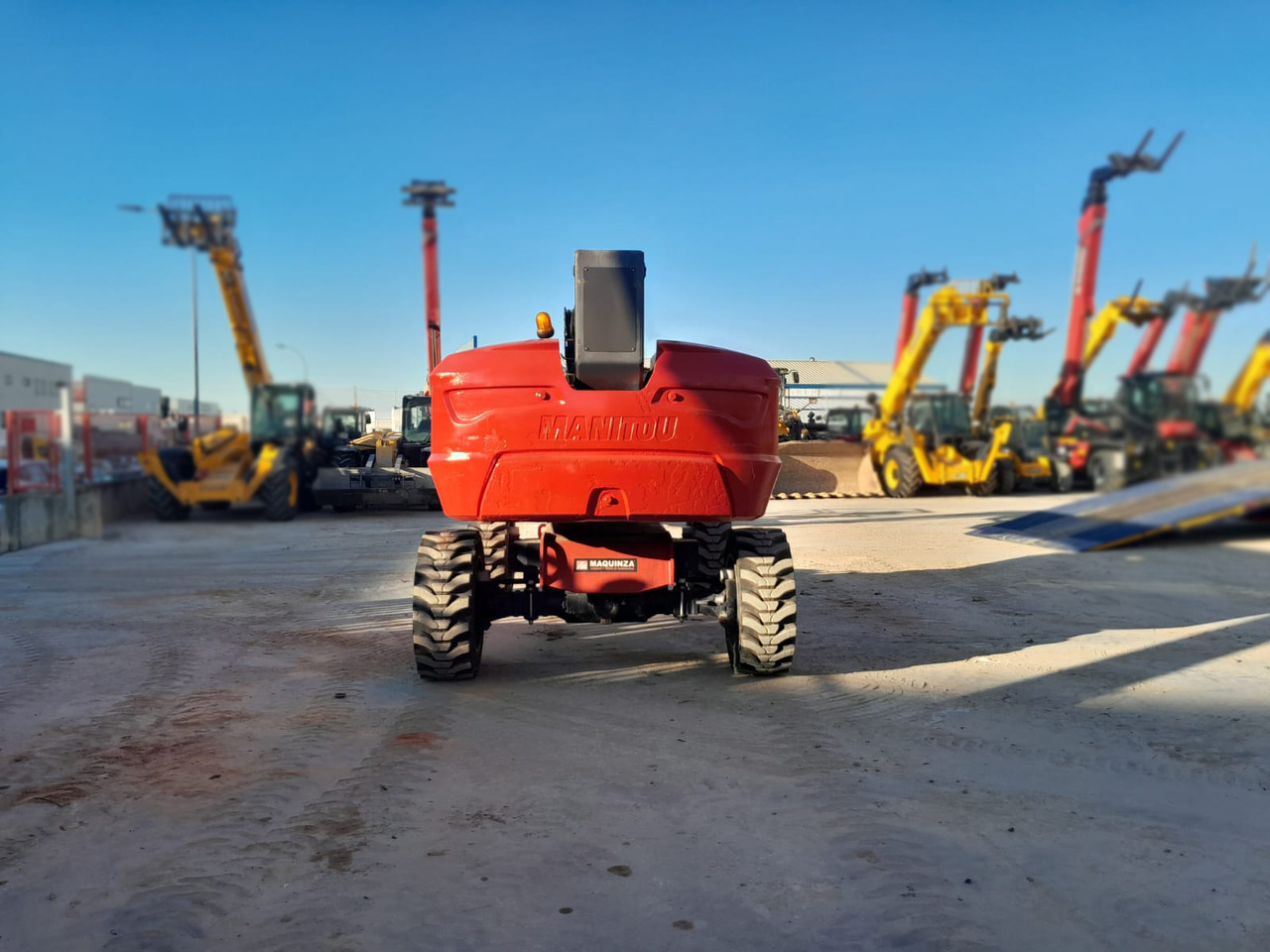 MANITOU 280TJ - זרוע מרפקי: תמונה 2 MANITOU 280TJ - זרוע מרפקי: תמונה 2