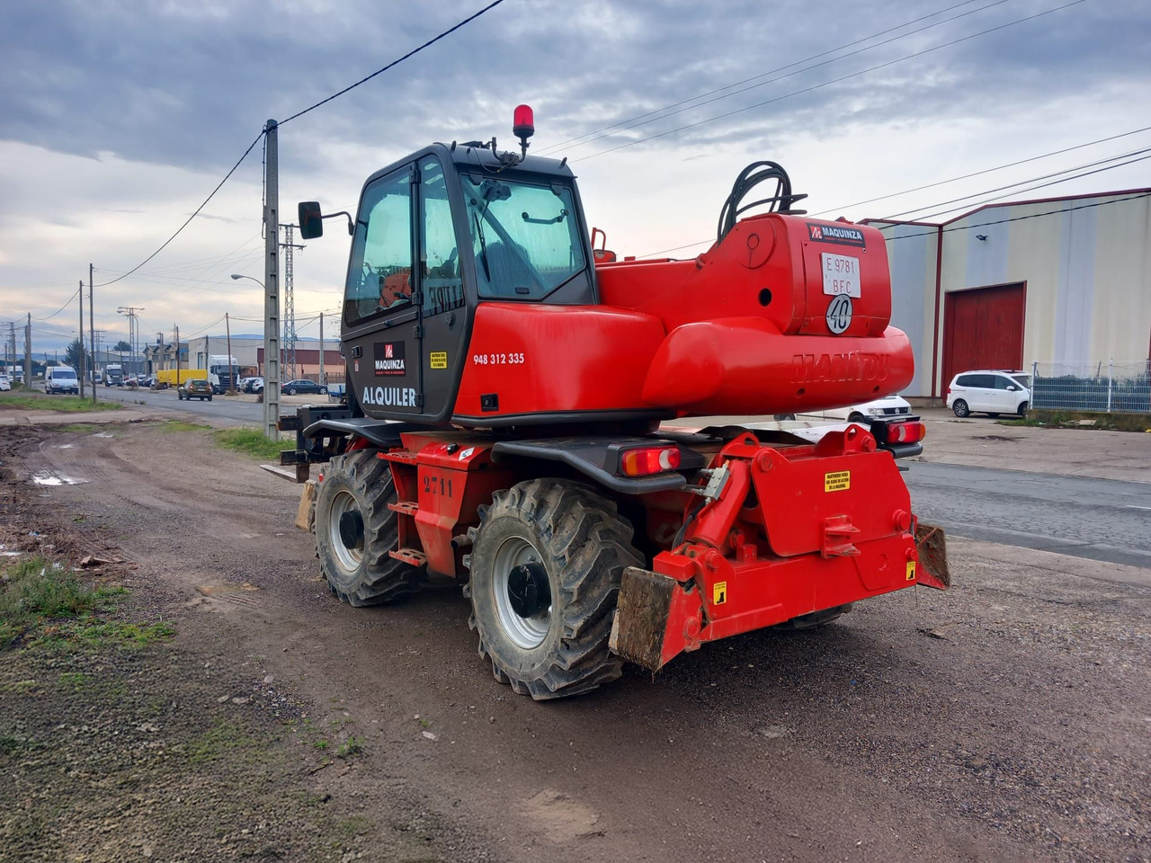 MANITOU MRT1742 - מפעיל טלסקופי: תמונה 4 MANITOU MRT1742 - מפעיל טלסקופי: תמונה 4