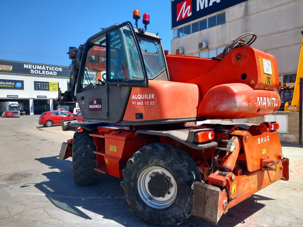 MANITOU MRT1742 - מפעיל טלסקופי: תמונה 3 MANITOU MRT1742 - מפעיל טלסקופי: תמונה 3