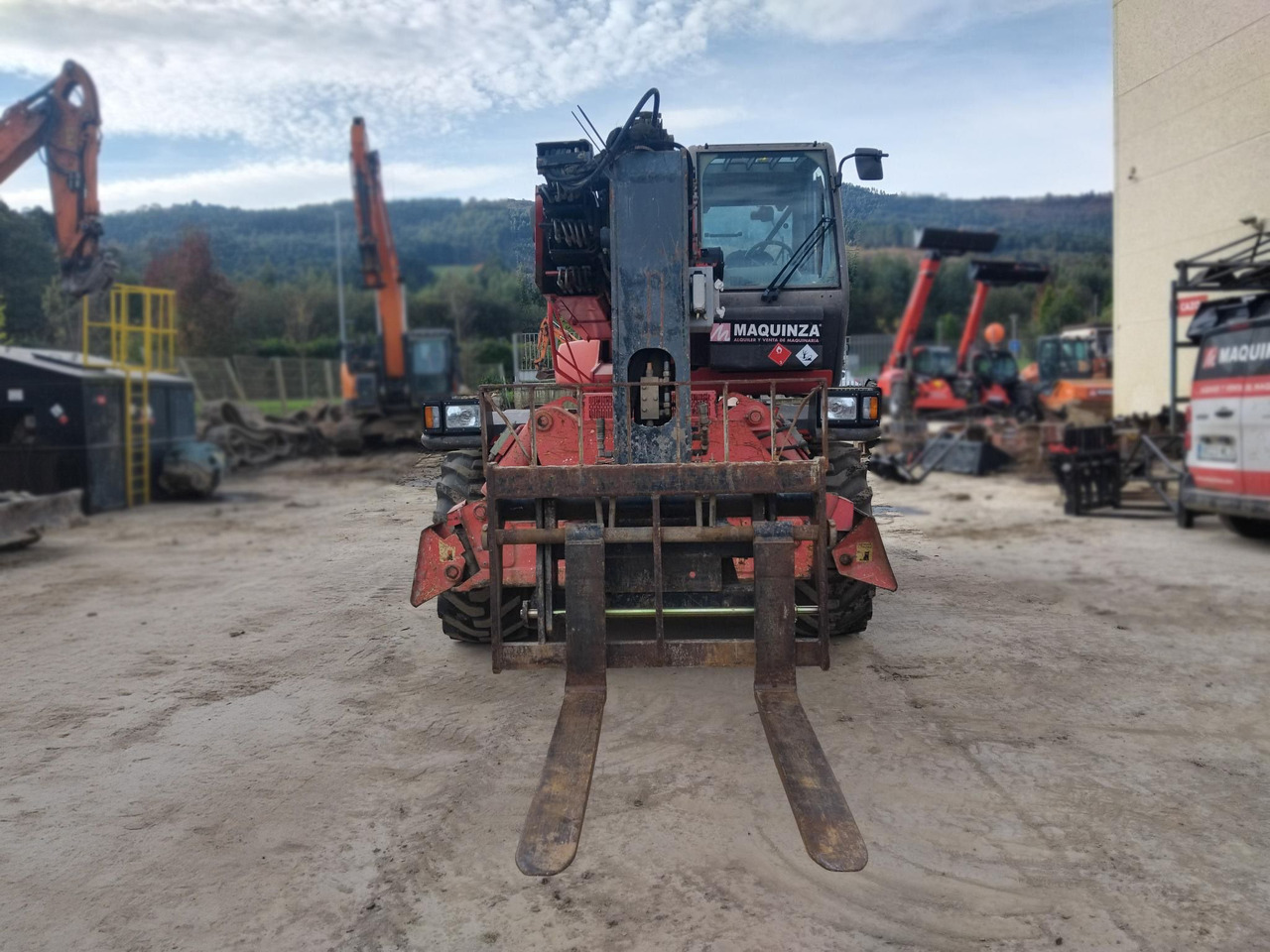 MANITOU MRT1742 - מפעיל טלסקופי: תמונה 3 MANITOU MRT1742 - מפעיל טלסקופי: תמונה 3