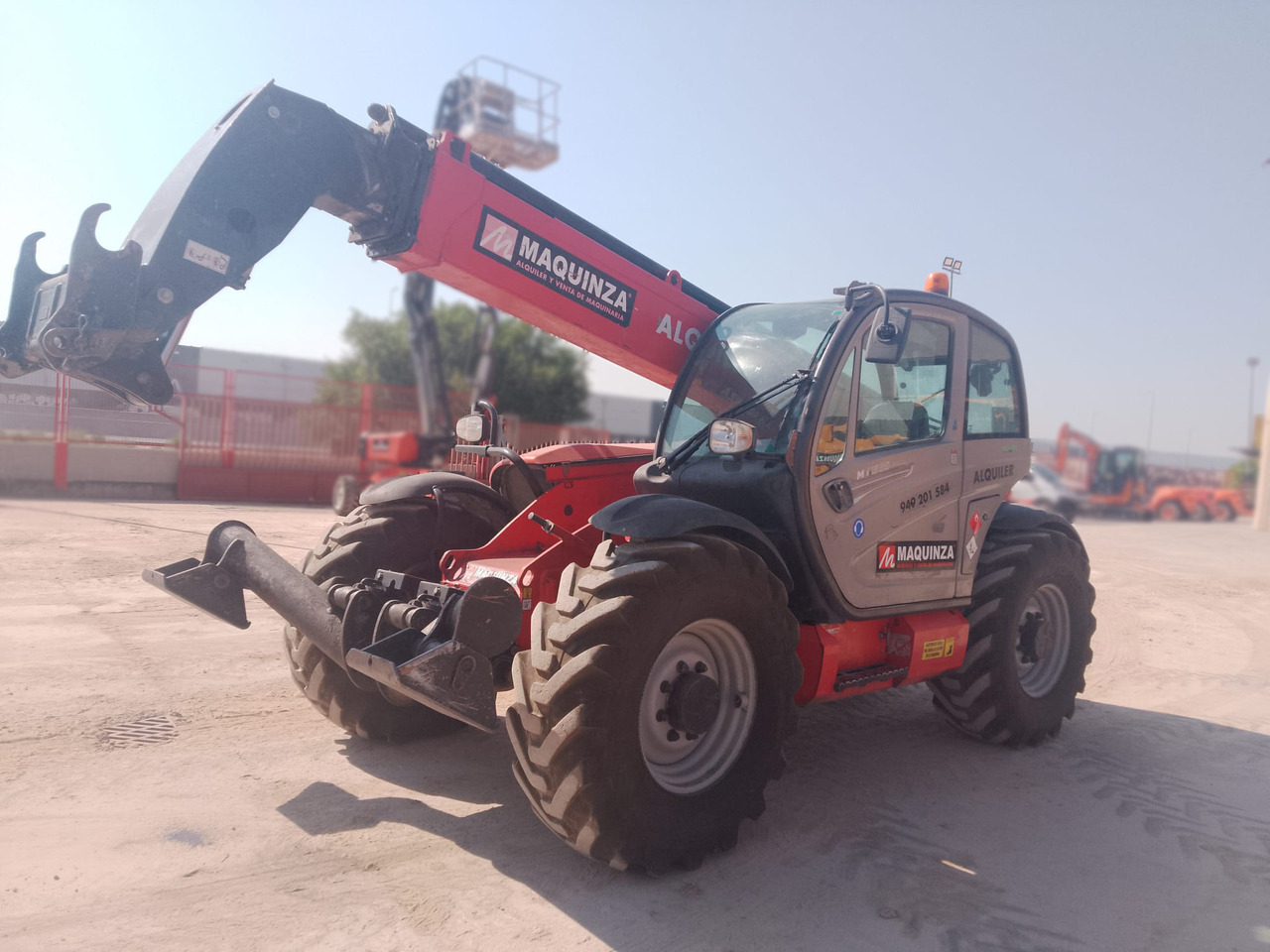 MANITOU MT1335 EASY - מפעיל טלסקופי: תמונה 1 MANITOU MT1335 EASY - מפעיל טלסקופי: תמונה 1