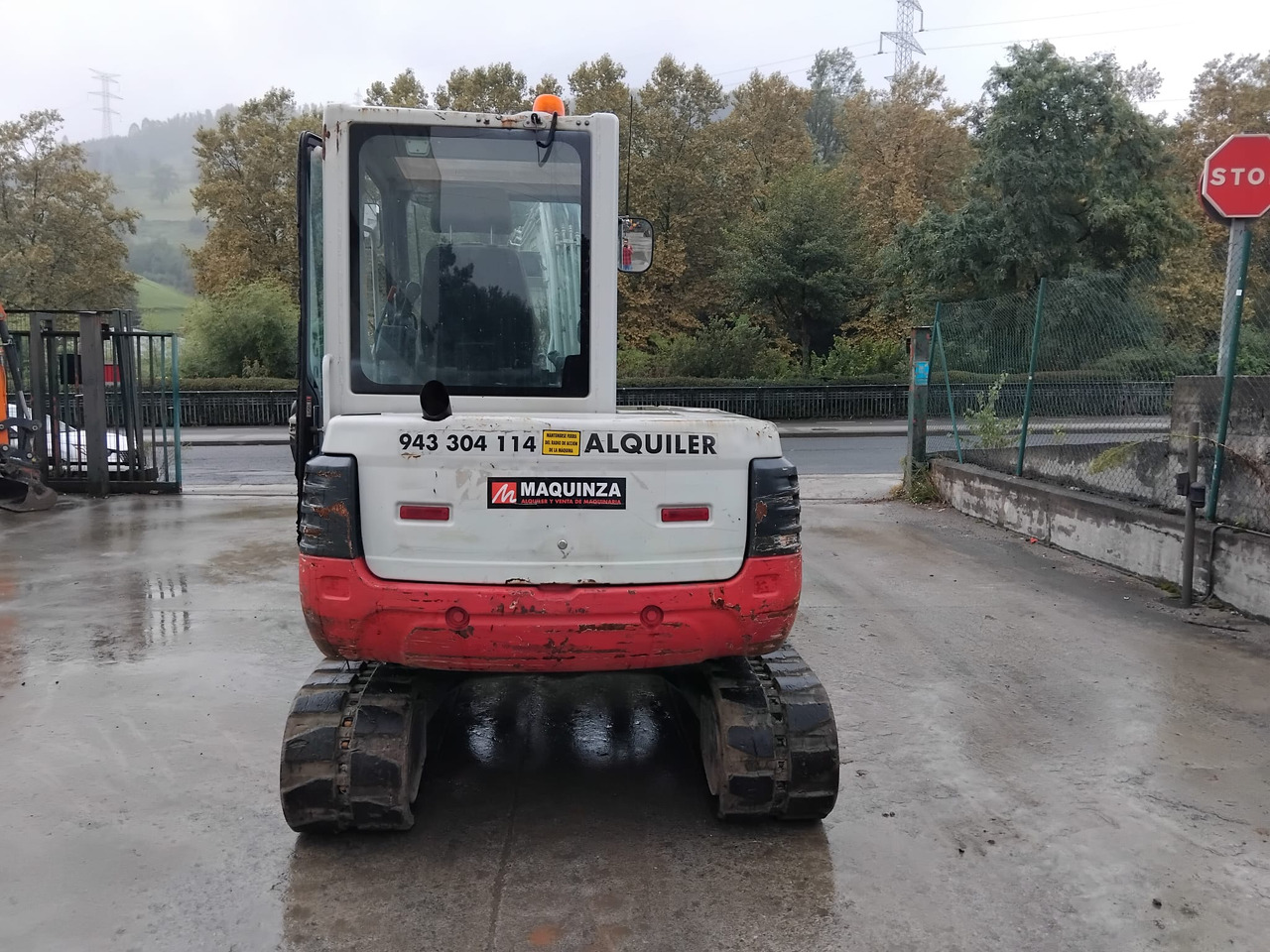 TAKEUCHI TB250 - מיני מחפר: תמונה 4 TAKEUCHI TB250 - מיני מחפר: תמונה 4