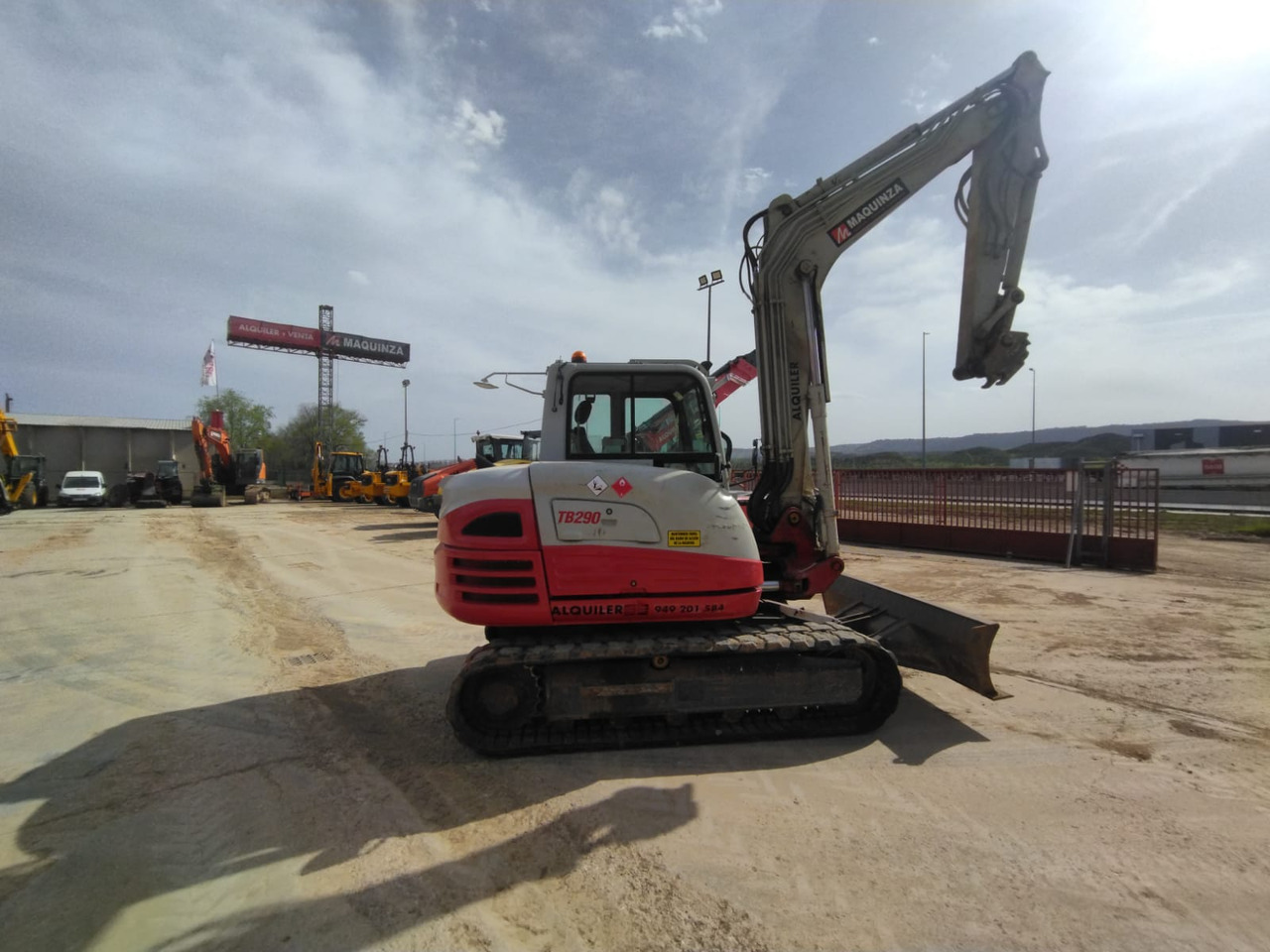 TAKEUCHI TB290 - מיני מחפר: תמונה 4 TAKEUCHI TB290 - מיני מחפר: תמונה 4