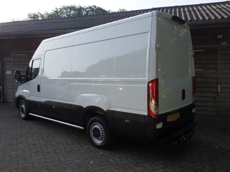 Iveco Daily 35S14 L3/ H2 Hi Matic Automaat / Trekhaak - כלי רכב מסחרי עם לוח: תמונה 4 Iveco Daily 35S14 L3/ H2 Hi Matic Automaat / Trekhaak - כלי רכב מסחרי עם לוח: תמונה 4