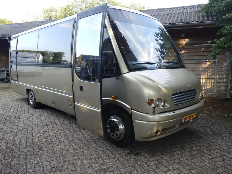 Mercedes-Benz 814 D Touringcar / 26 persoons 814 D Touringcar / 26 persoons Bladgeveerd / Manual - מכונית: תמונה 2 Mercedes-Benz 814 D Touringcar / 26 persoons 814 D Touringcar / 26 persoons Bladgeveerd / Manual - מכונית: תמונה 2