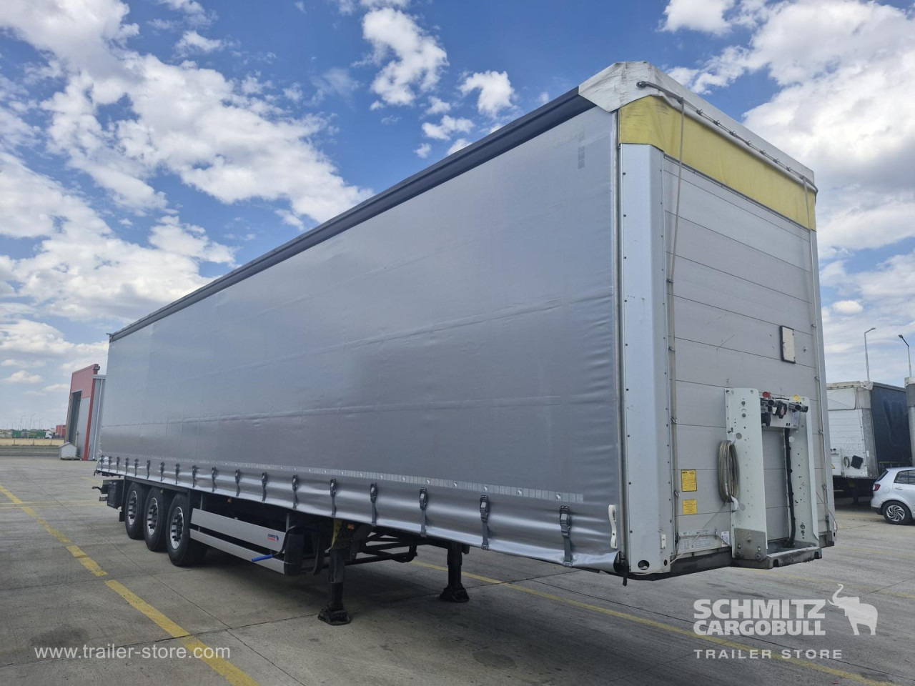 SCHMITZ Curtainsider Standard - סמיטריילר עם וילונות צד: תמונה 1 SCHMITZ Curtainsider Standard - סמיטריילר עם וילונות צד: תמונה 1