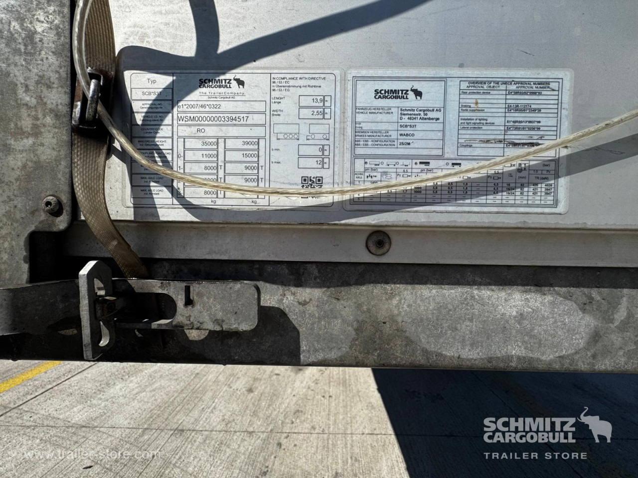 SCHMITZ Curtainsider Standard - סמיטריילר עם וילונות צד: תמונה 4 SCHMITZ Curtainsider Standard - סמיטריילר עם וילונות צד: תמונה 4
